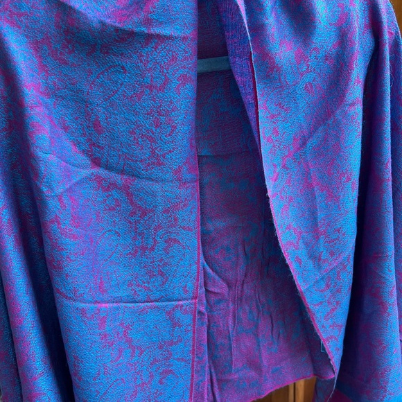 3️⃣Bundle of Three Scarves | Mildly Imperfect | 2 Pashmina & 1 Cashmere | Oblong - Picture 11 of 17